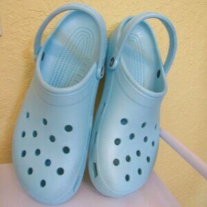 Crocs Classic Clogs Mens 13 Light Blue Aqua – Gently Worn
